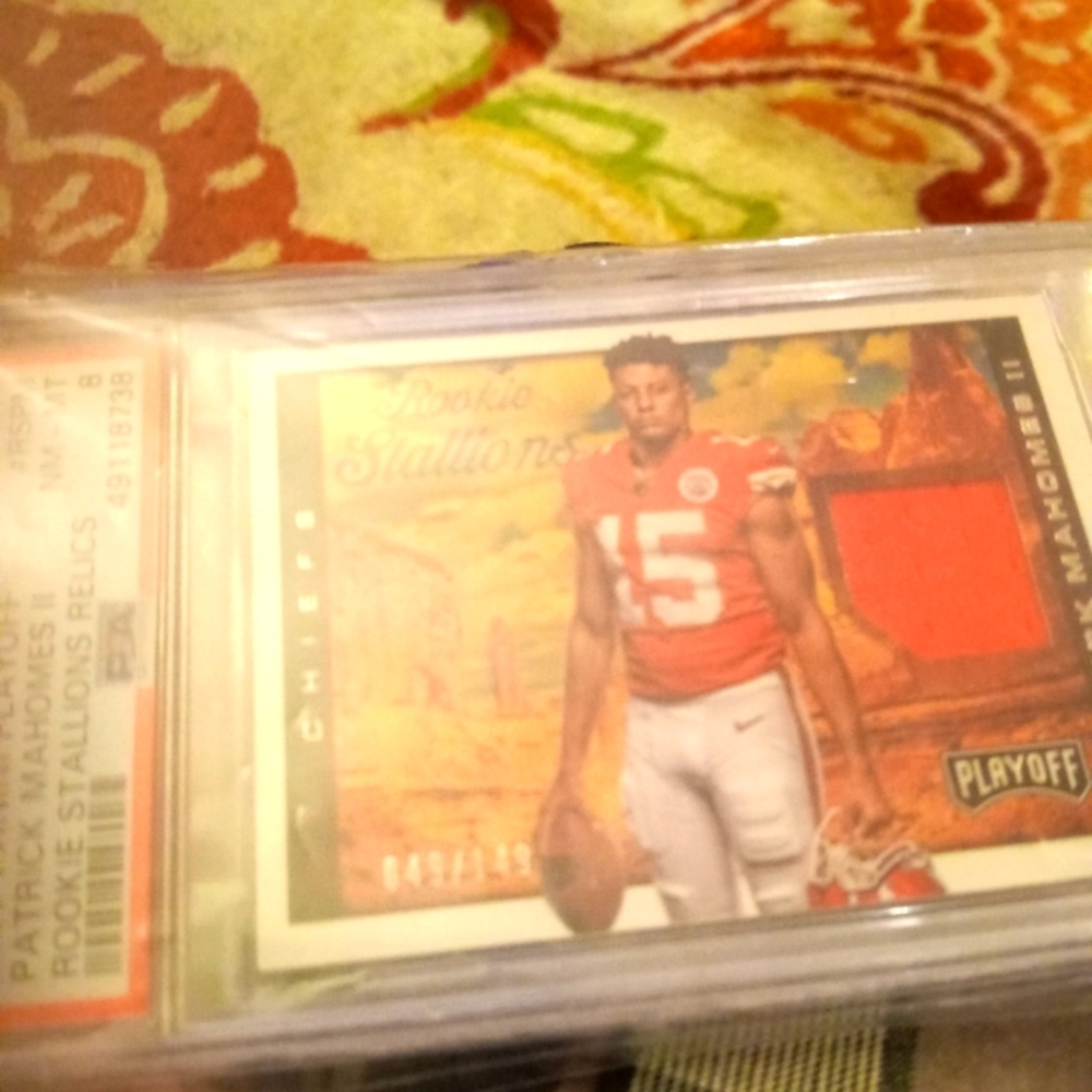 2017 Panini Donruss playoff RC stallion Patrick Mahomes11 psa8 /149PLAYER WORN